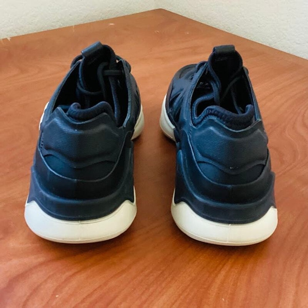 Ecco Women's Size 9 Black Elo Athletic Phorone Shoes in Black Sneakers S7.5 - Picture 4 of 10